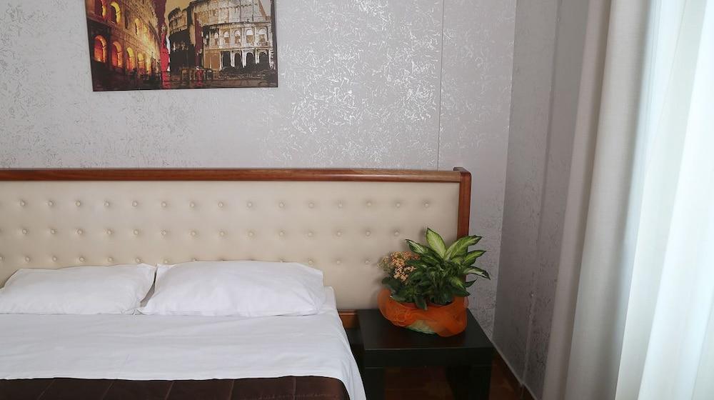 Roma Room Hotel Eksteriør bilde
