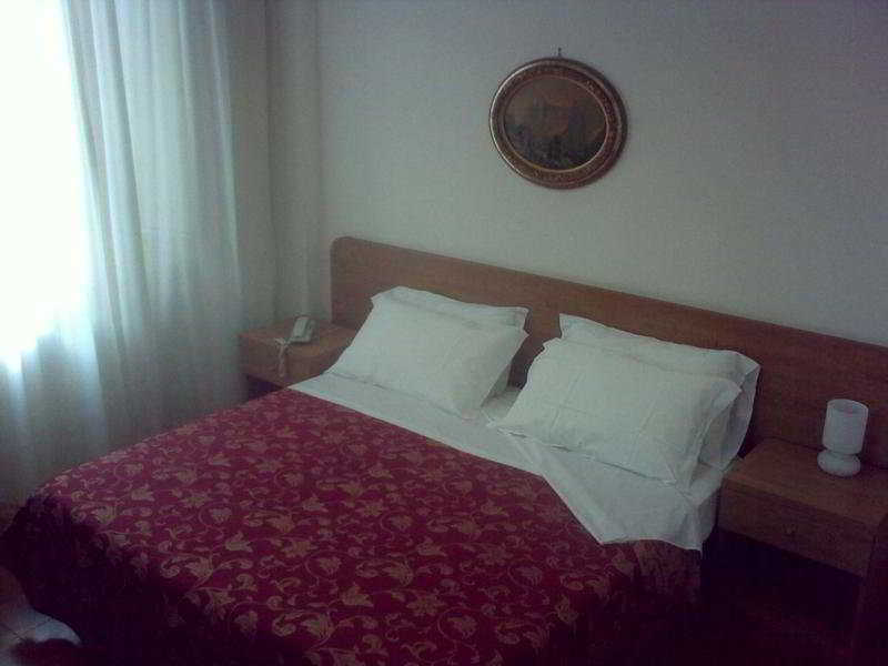 Roma Room Hotel Eksteriør bilde